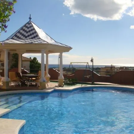 Al Alba Hotel *